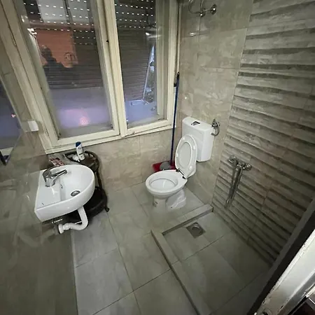 Downtown And 호스텔