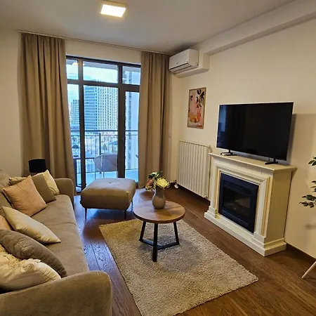 호스텔 Downtown And *